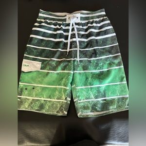 Men’s/boys swim shorts